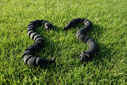 Articulated Black Long Cats
