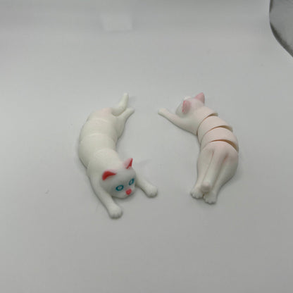 Articulated White Short Cats